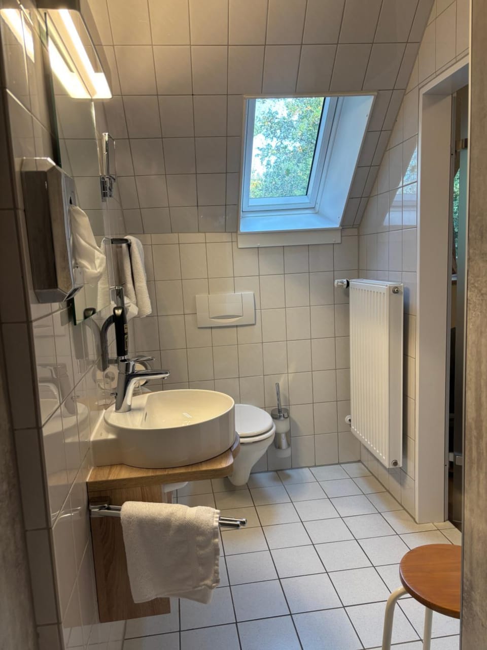 Bathroom, Photo of the whole room
