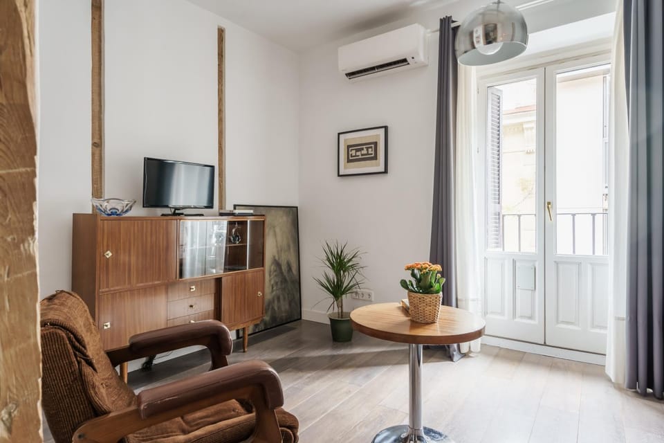 Loft Lavapiés. Madrid Apartment in Centro