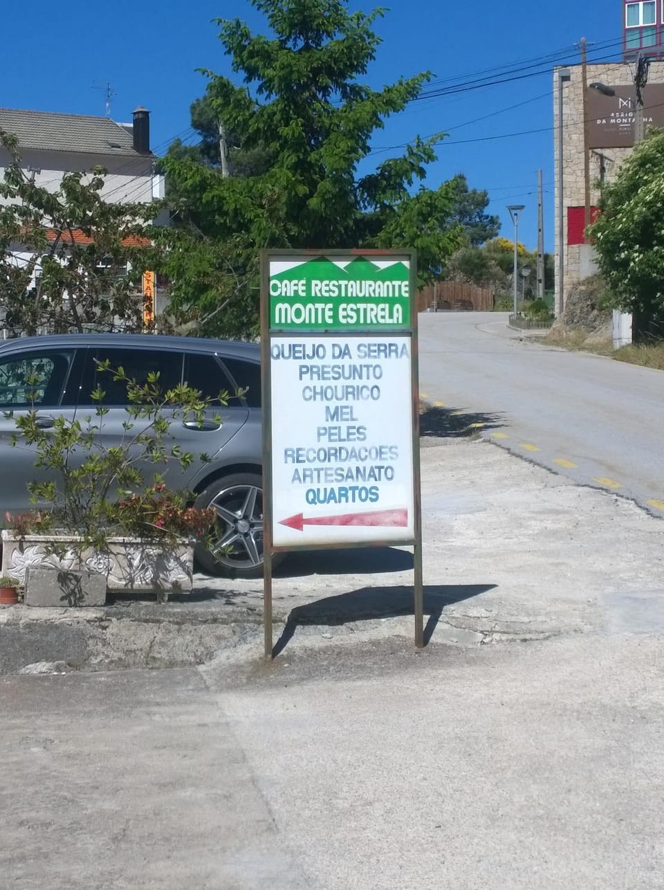 Monte Estrela Inn in Portugal