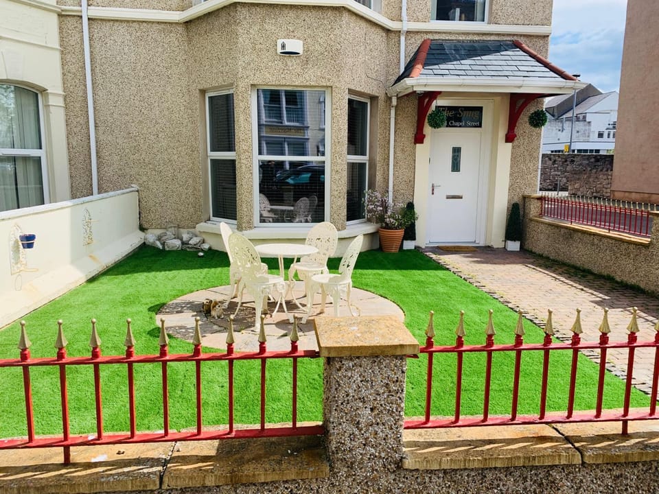 The Snug Garden Apartment Apartment in Llandudno