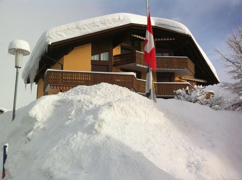 Property building, Winter