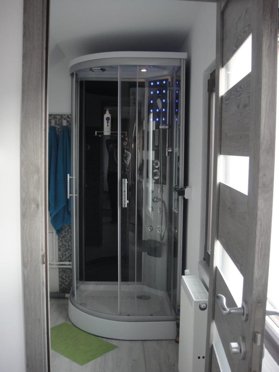 Bathroom, Spa and wellness centre/facilities