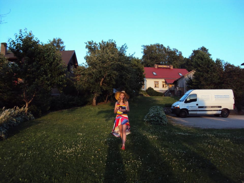 Facade/entrance, Summer, Garden, View (from property/room), On site, Family