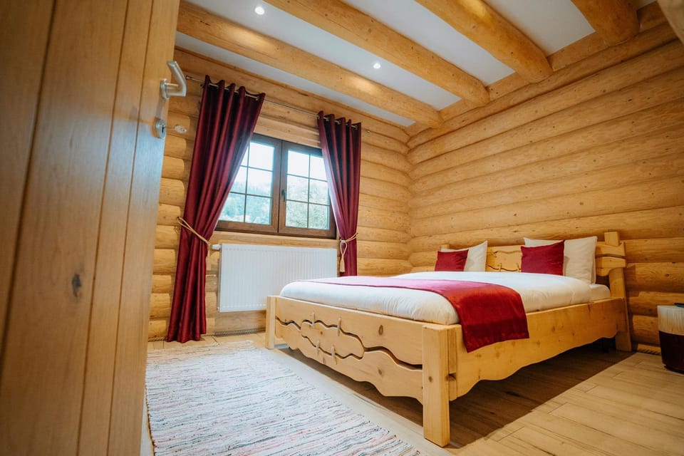 Cabana Livada House in Romania