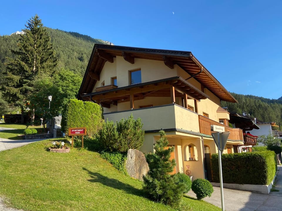 Property building, Garden