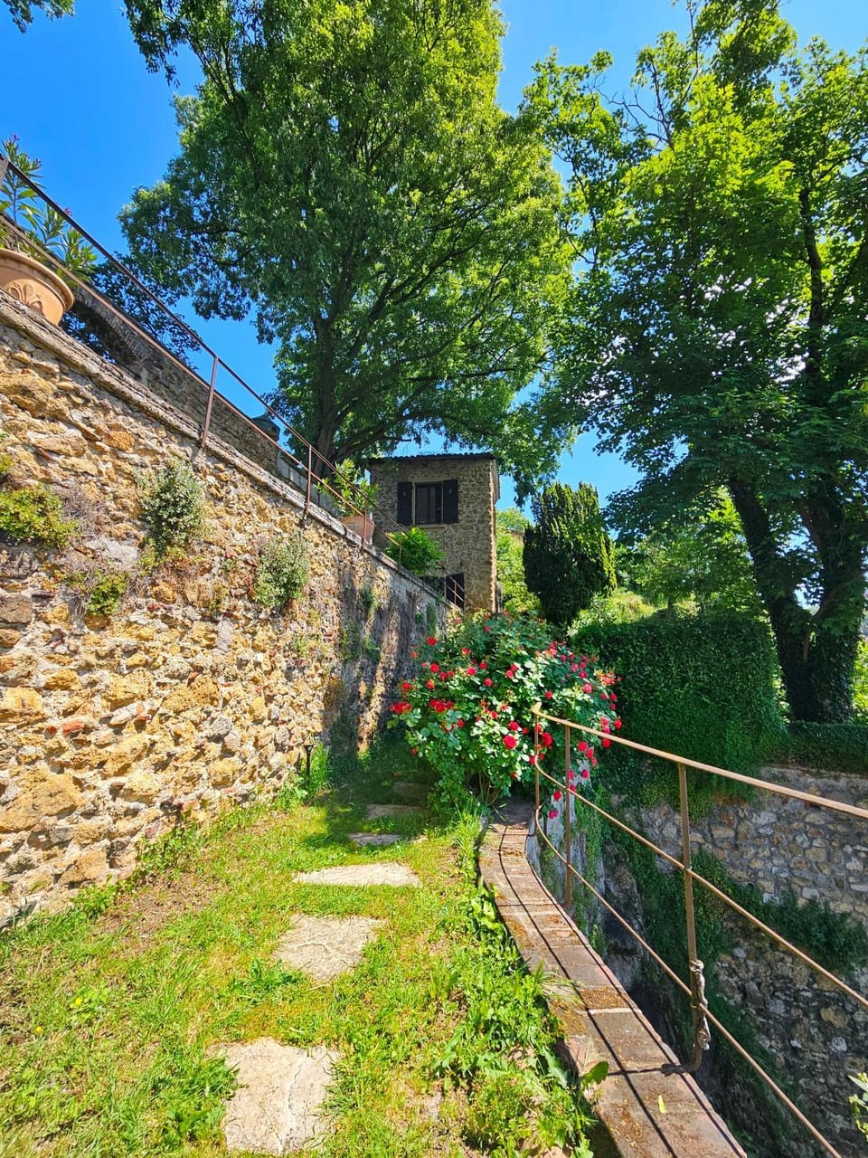 Property building, Garden