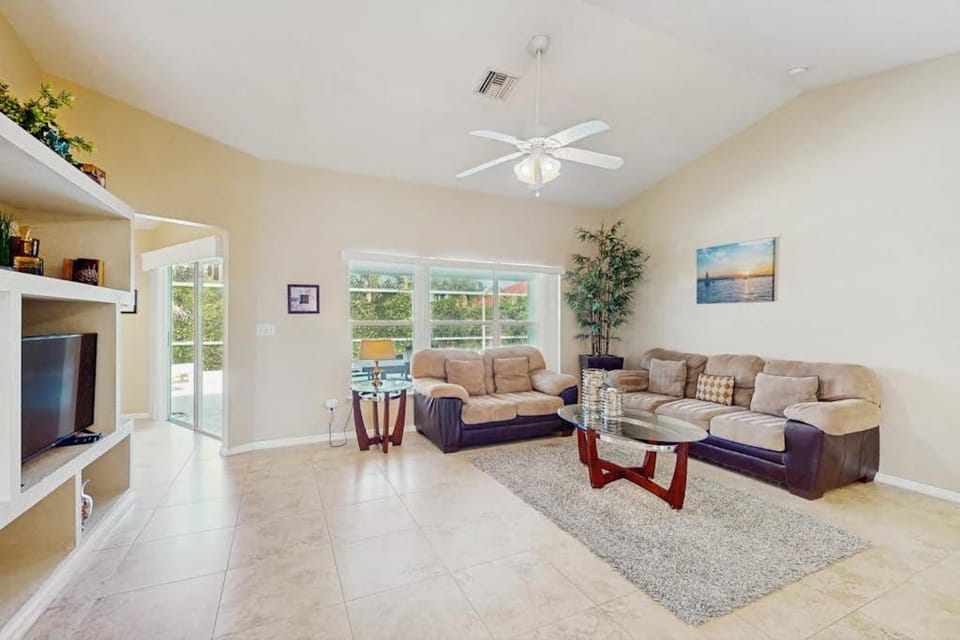 Marco Sands House in Marco Island