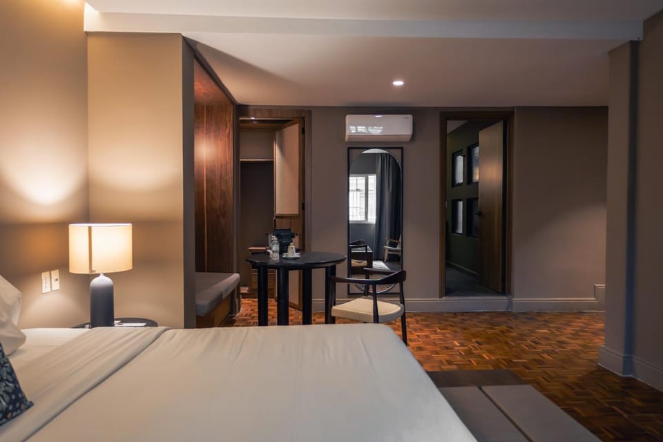 Photo of the whole room
