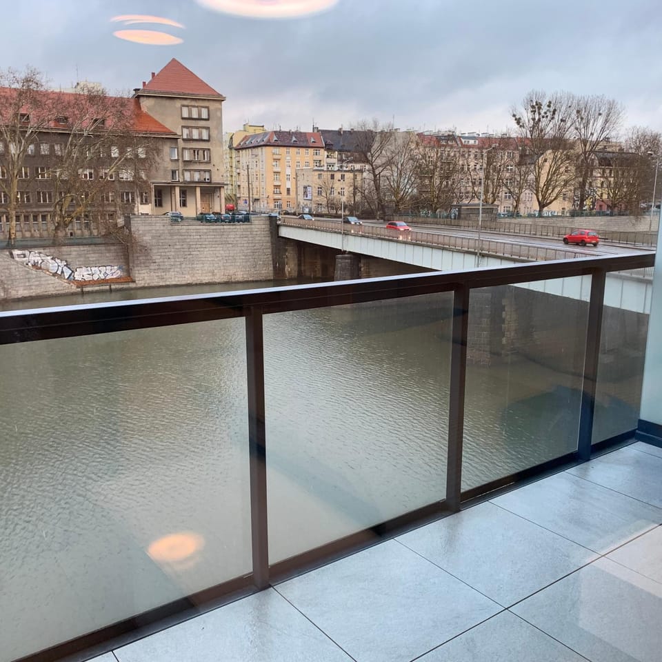 City view, River view