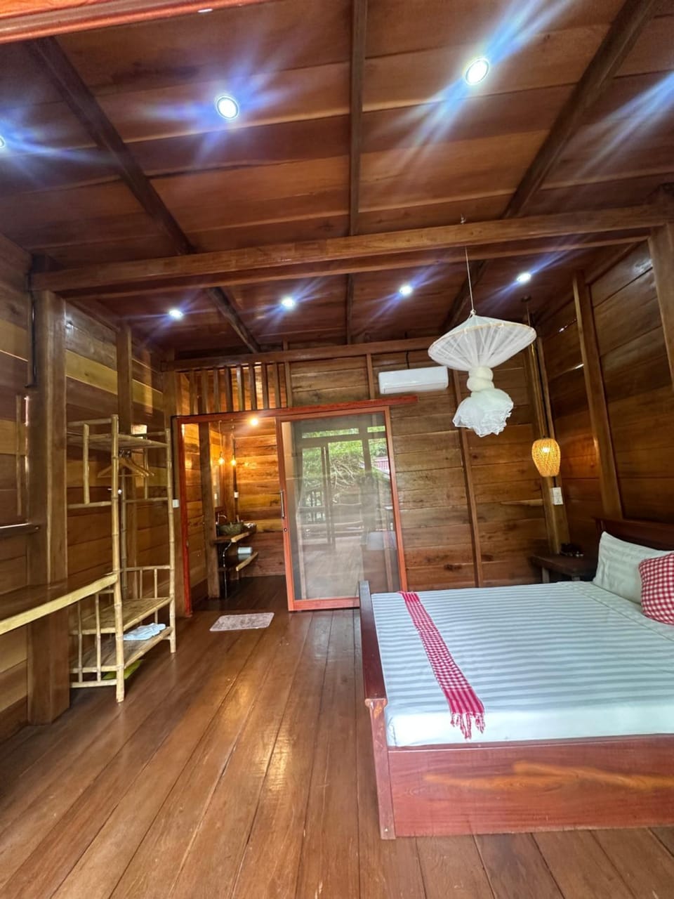 Mondulkiri Pizza Bungalows Bed and Breakfast in Cambodia