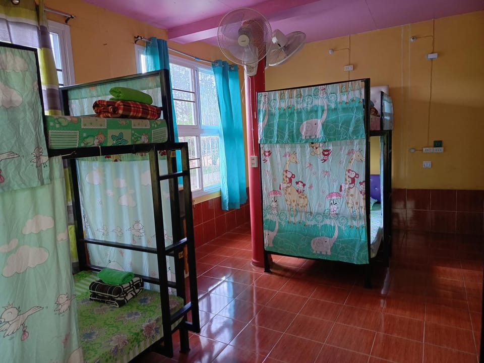 RuengsriSiri Guesthouse Bed and Breakfast in Thailand