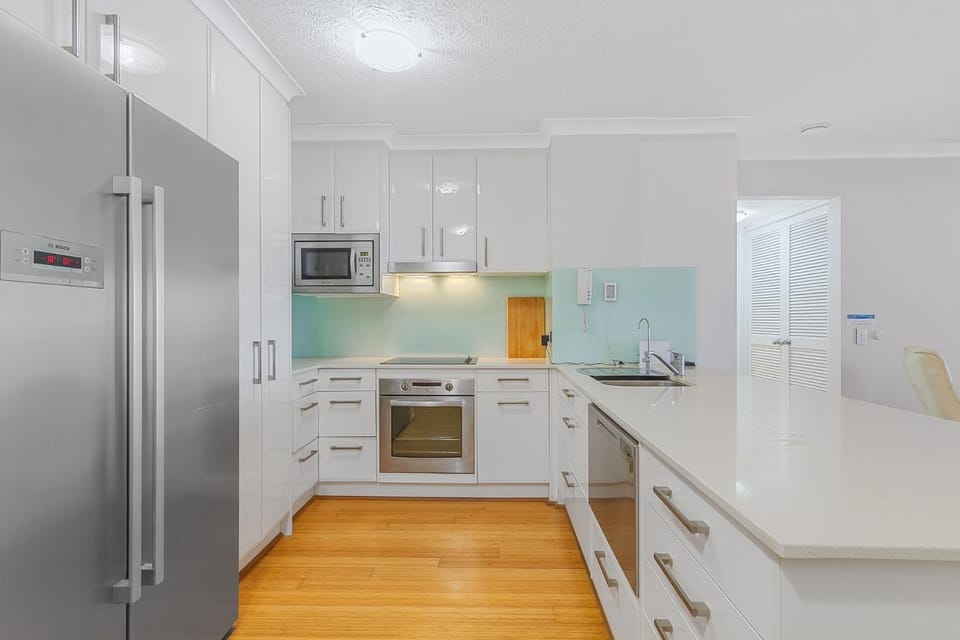 Peurto Vallerta Unit 1 Apartment in Tweed Heads