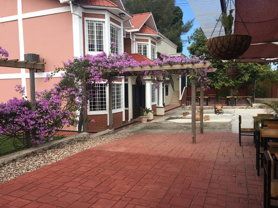 Orquidea Limon Hotel Boutique Hotel in Honduras
