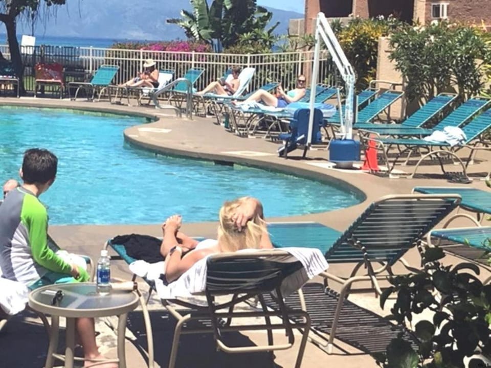 Swimming pool, Swimming pool