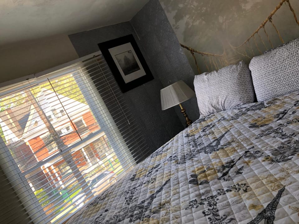 Highland Park Pittsburgh Bed and Breakfast in East Liberty