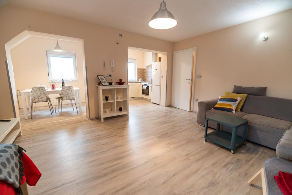 Kitchen or kitchenette, Living room, Photo of the whole room, Seating area