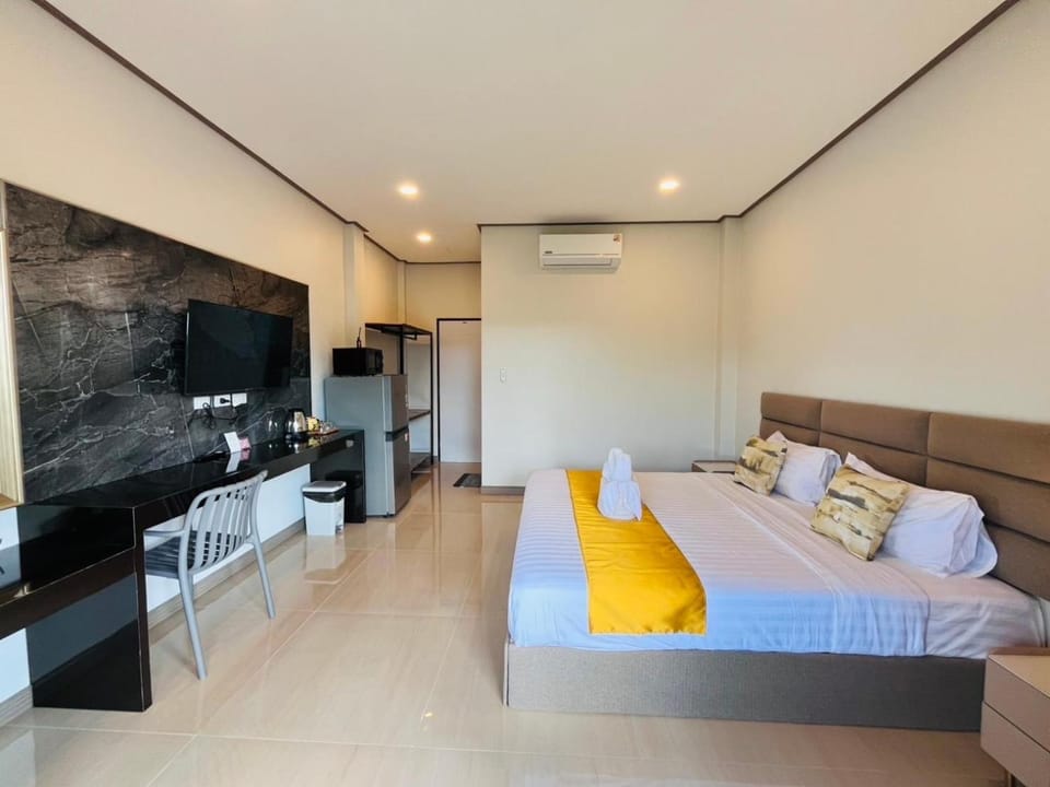 Photo of the whole room, Bedroom, air conditioner