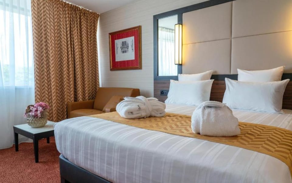 Nash Suites Airport Hotel Hotel in Canton of Geneva