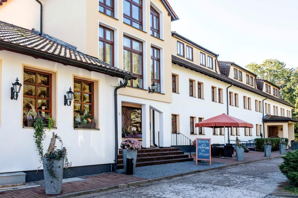 Property building, Street view