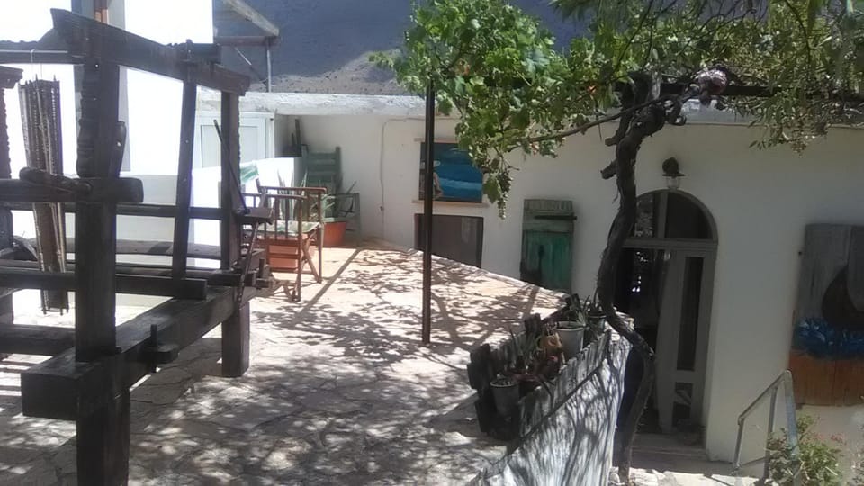 Traditional Art House House in Crete