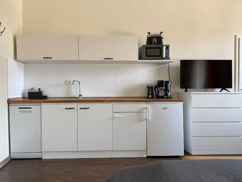 Coffee/tea facilities, Kitchen or kitchenette, pet friendly, stove, toaster