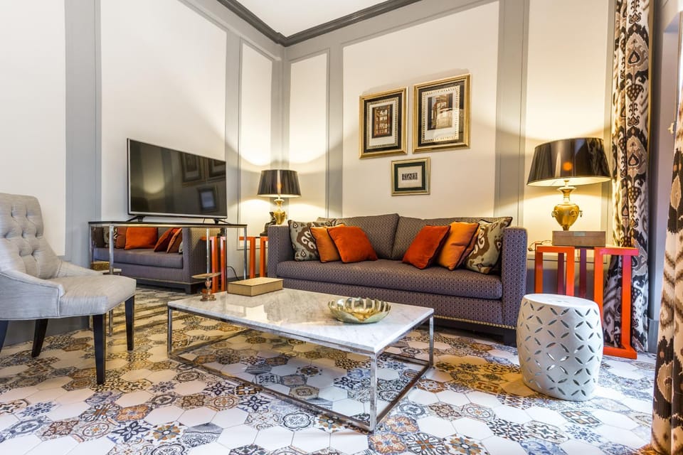 Communal lounge/ TV room, Living room