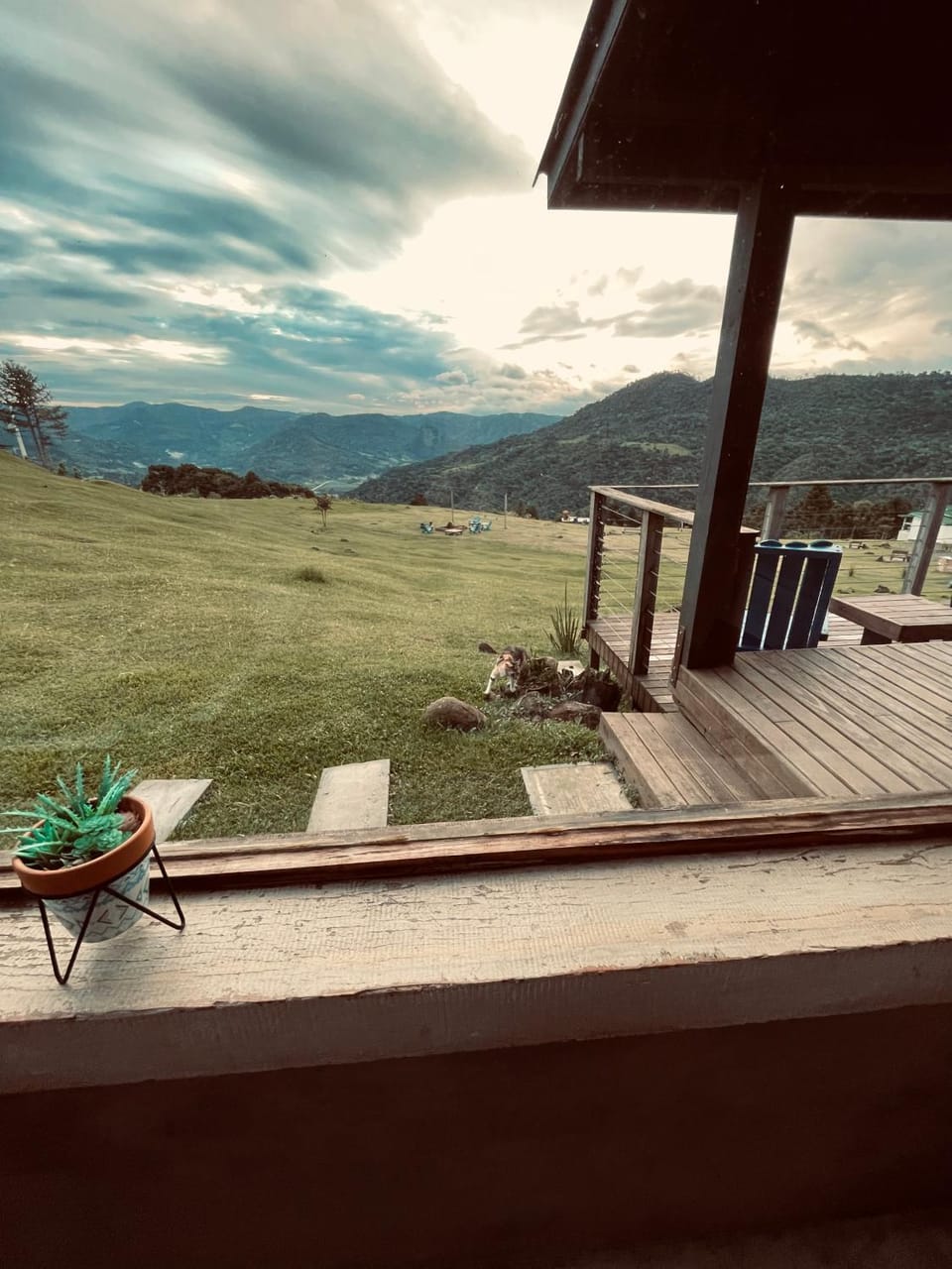 Patio, Mountain view