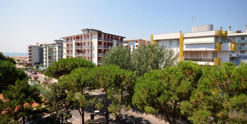 Property building, City view
