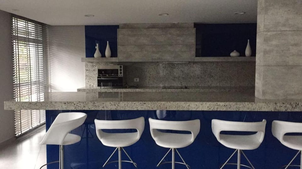 Estudio moderno com linda vista para a Serra Apartment in Curitiba