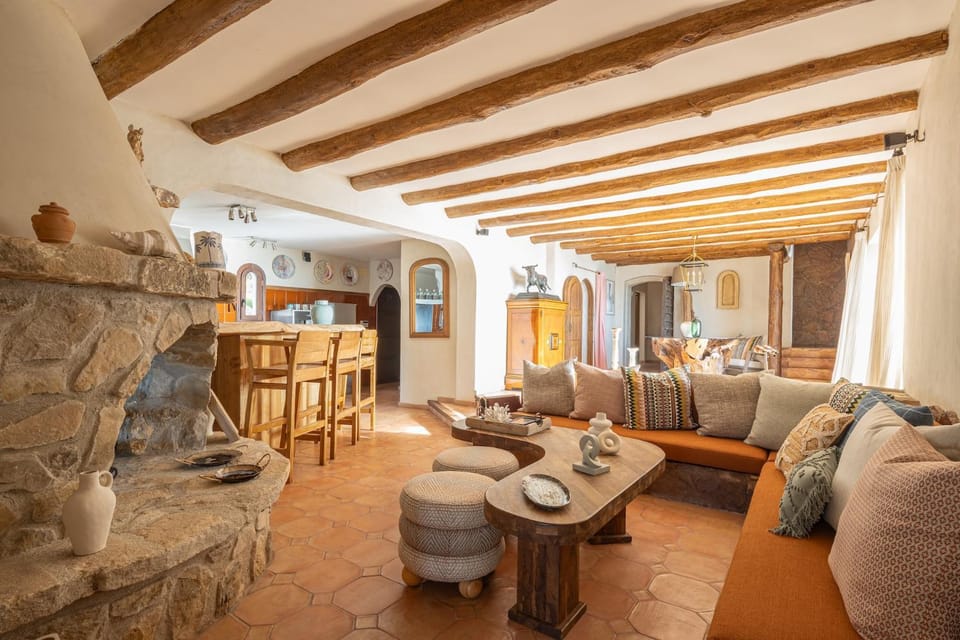 Living room, Lounge or bar, Seating area