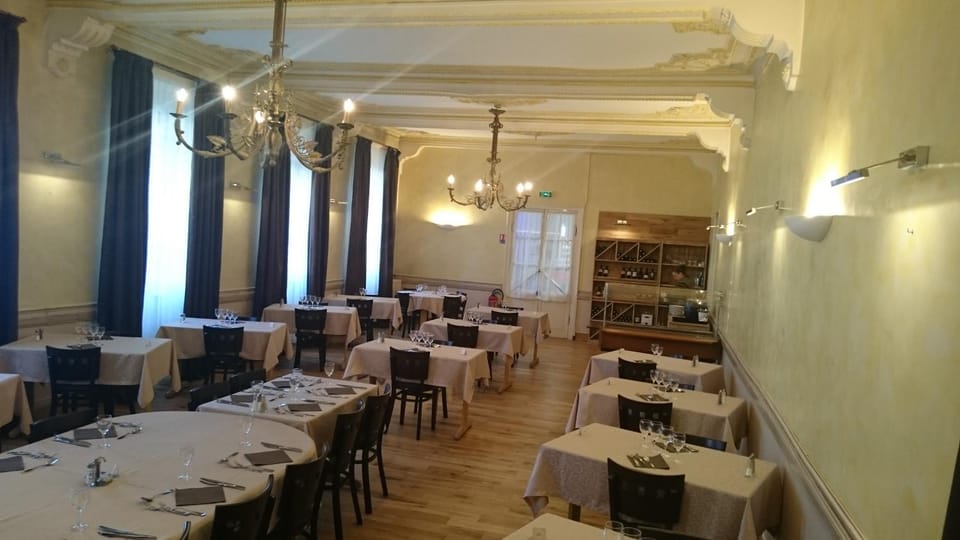 Hôtel Pedussaut Hotel in Occitanie
