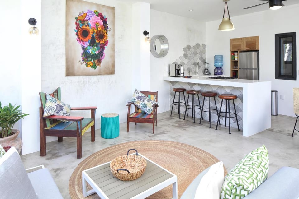 Living room, Seating area, Dining area