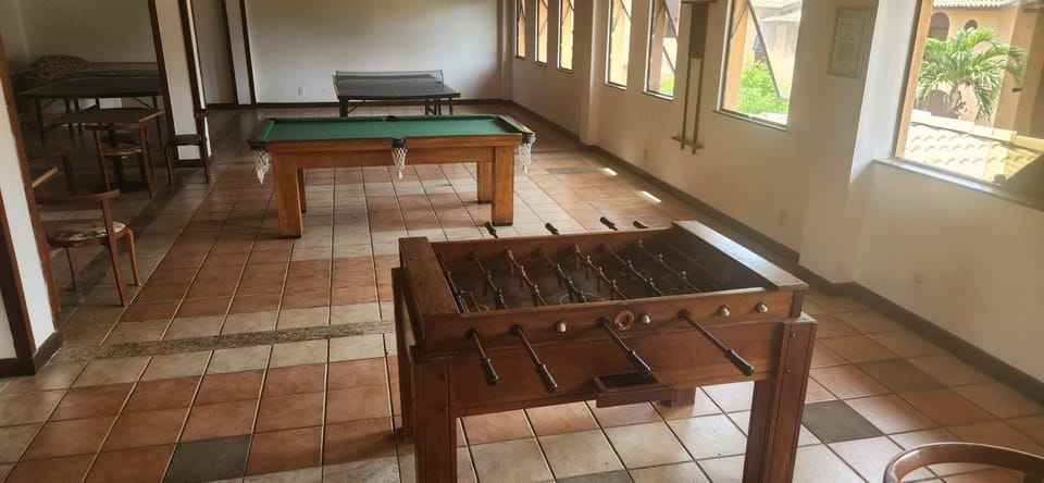 Billiard, Game Room