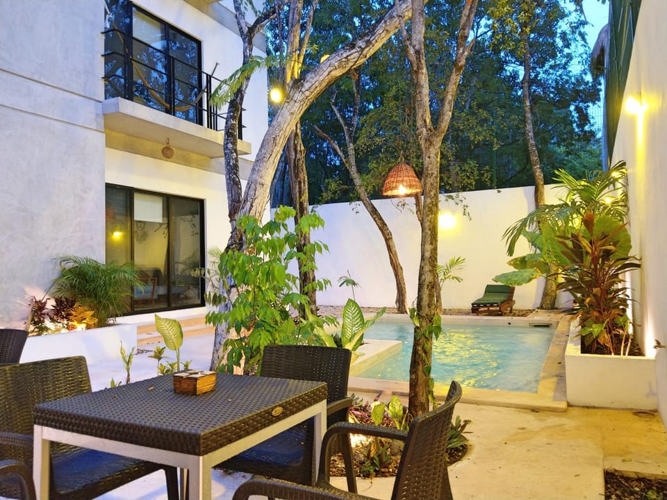 Patio, Garden
