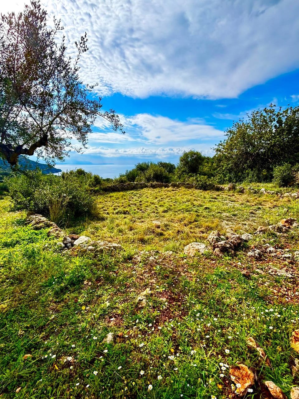 Velonas Beach mpakas country cottage ,Steps to the Sea House in Messenia