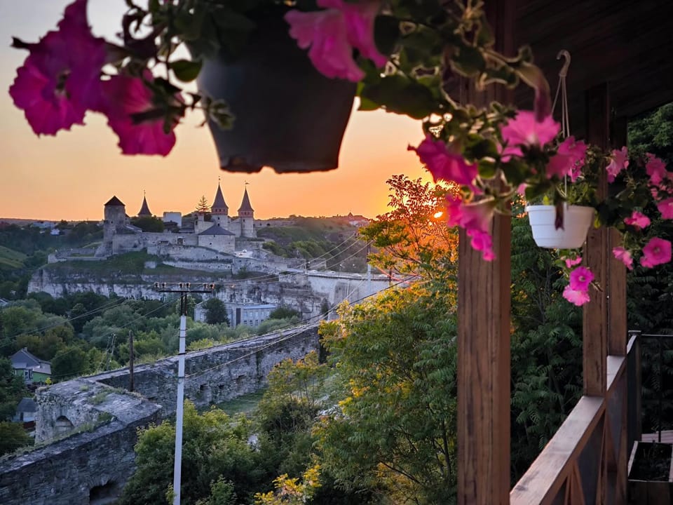 Nearby landmark, Natural landscape, Balcony/Terrace, City view, Sunset