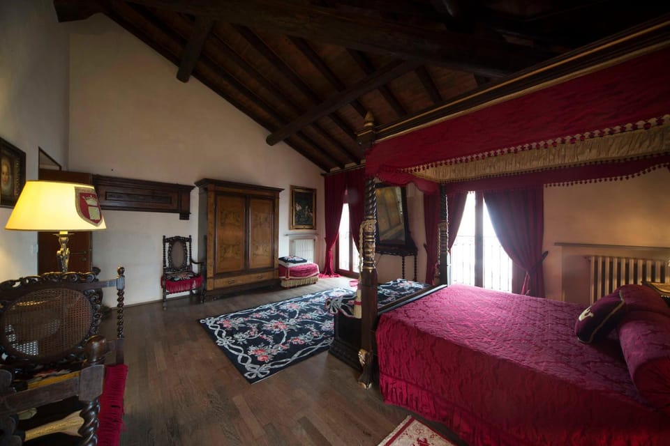 Hotel Castello Di Vigoleno Bed and Breakfast in Emilia-Romagna