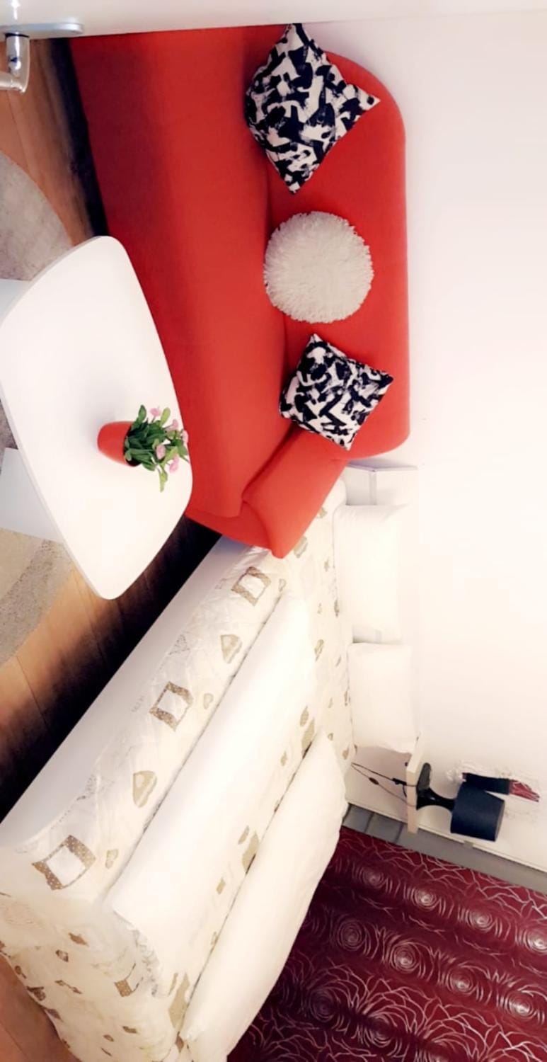 Sehr Schöne drei Zimmer Delüx Wohnung in Sindelfingen Apartment in Baden-Württemberg