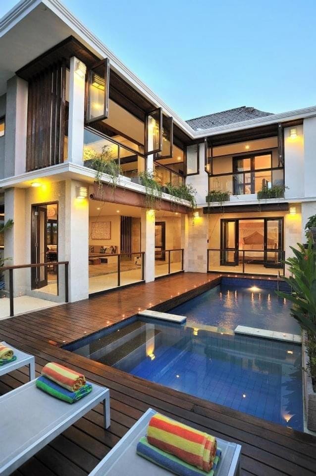 Property building, Swimming pool