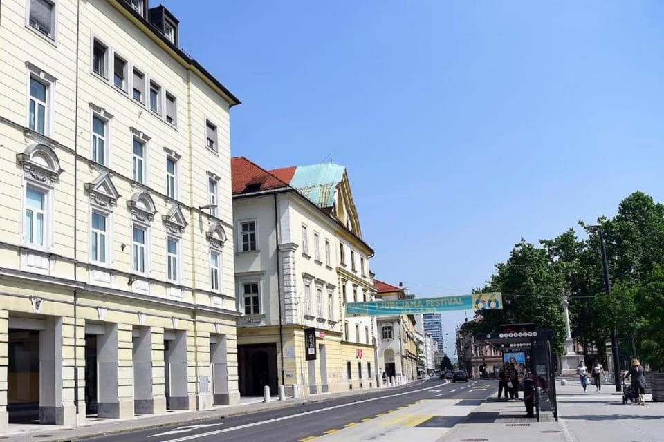 City Centre Chic Apartment Ljubljana 2/4 Apartment in Ljubljana
