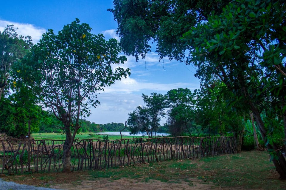 Nearby landmark, Natural landscape