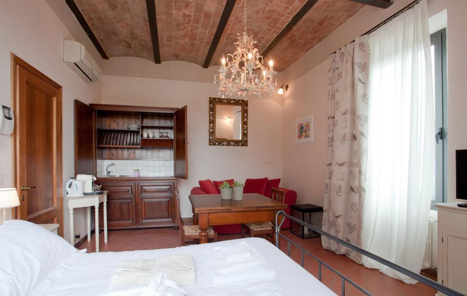 Kitchen or kitchenette, Photo of the whole room