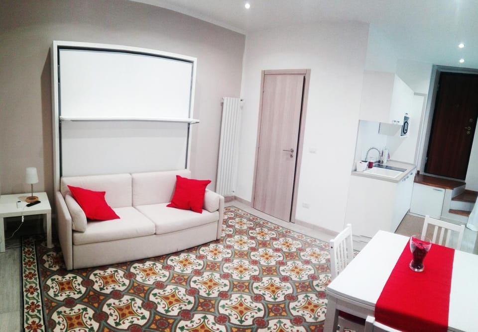 Bed, Living room