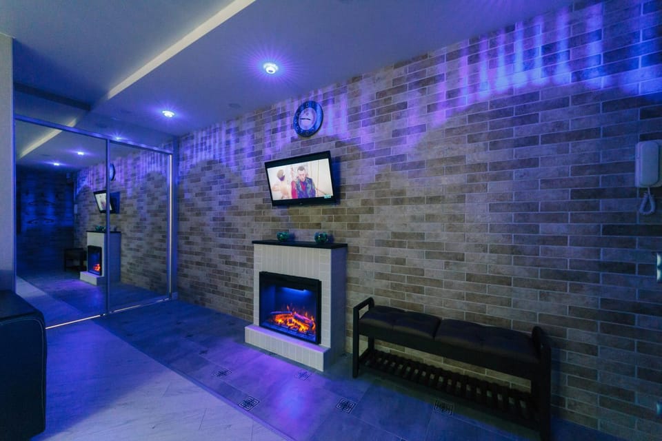 Апартаменты на Кловском Спуске в центре Apartment in Kiev City - Kyiv