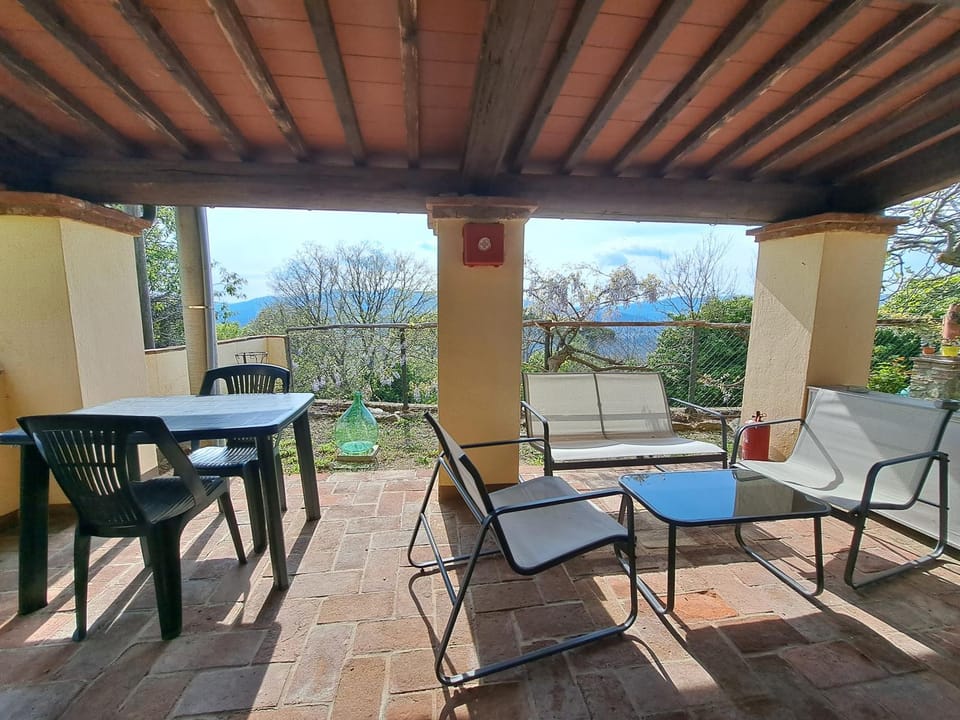 Agriturismo Fontevecchia Farm Stay in Tuscany