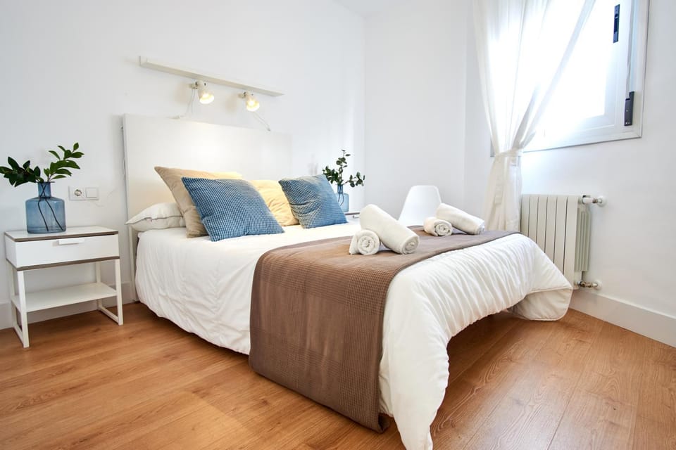 Virgen del Valle Deluxe Suite by Valcambre Apartment in Seville
