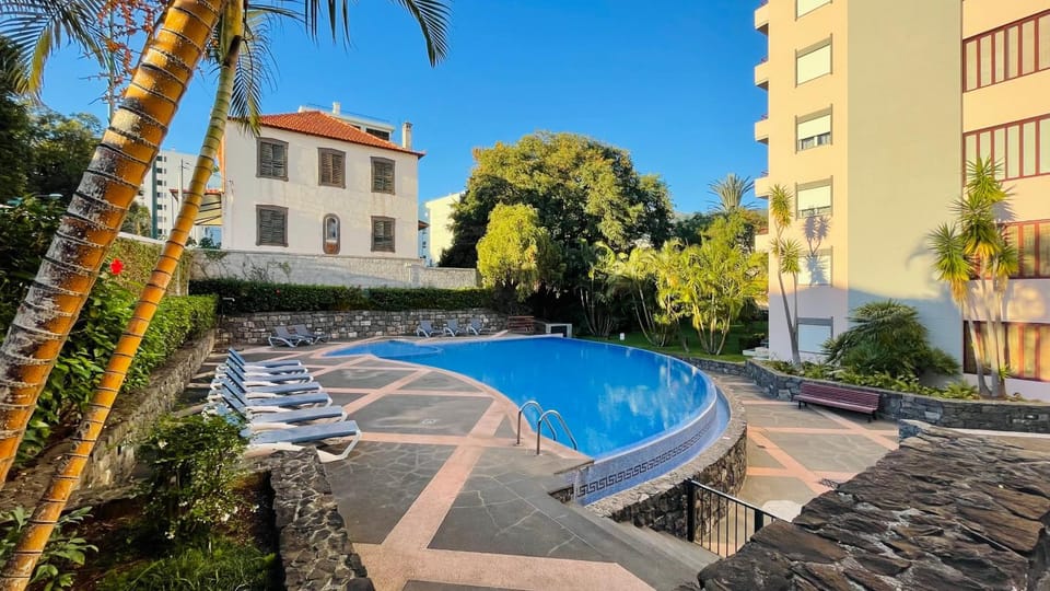 Day, Garden view, Pool view, Swimming pool, sunbed