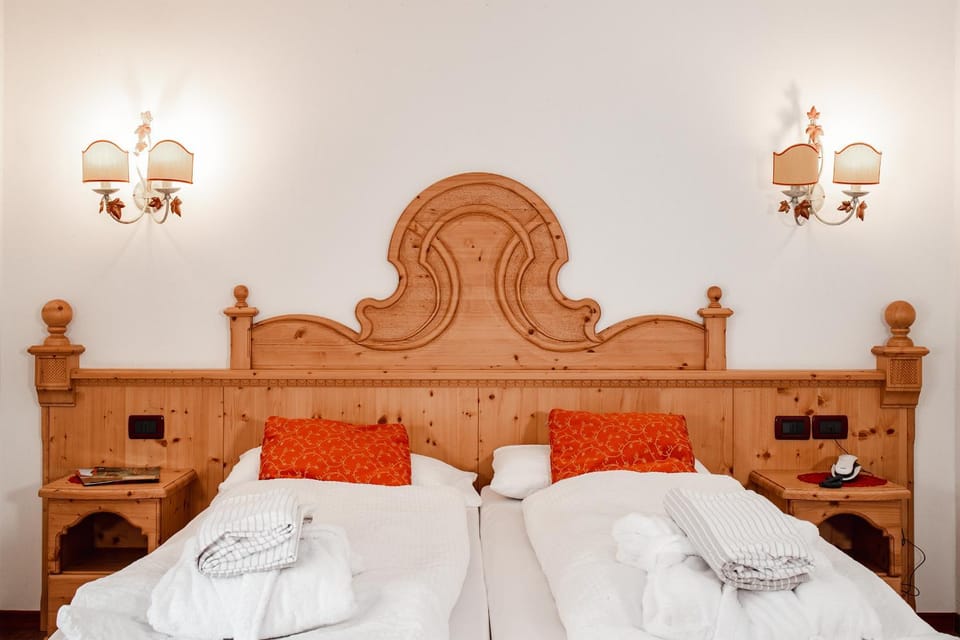 Balcony/Terrace, Bedroom, older children, Family
