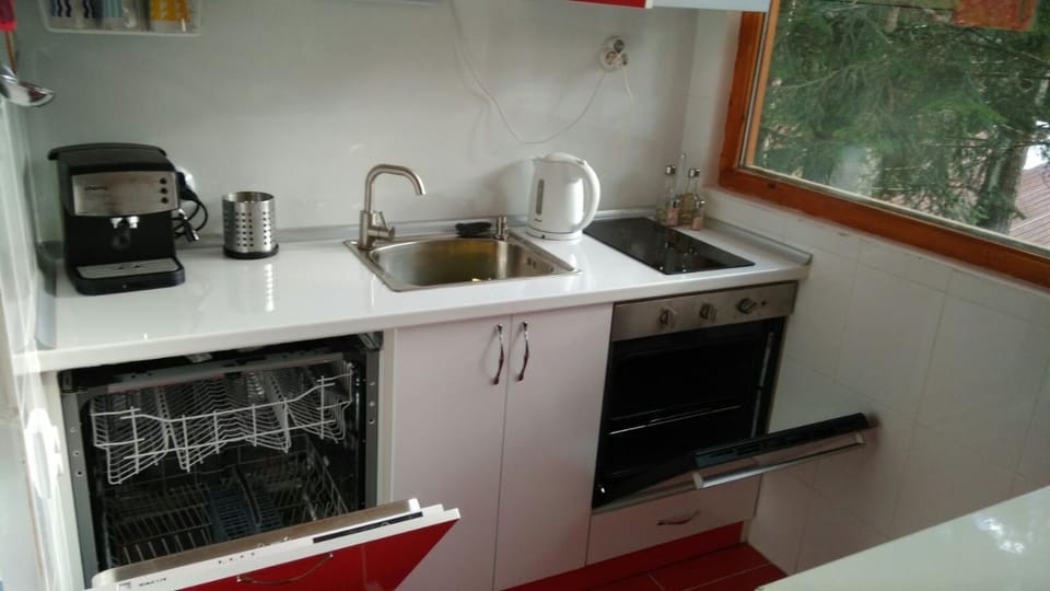 Coffee/tea facilities, Kitchen or kitchenette