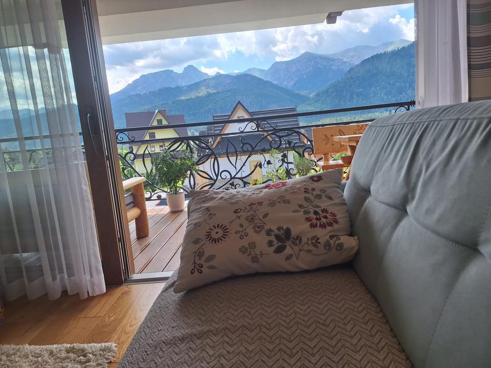 View (from property/room), Mountain view